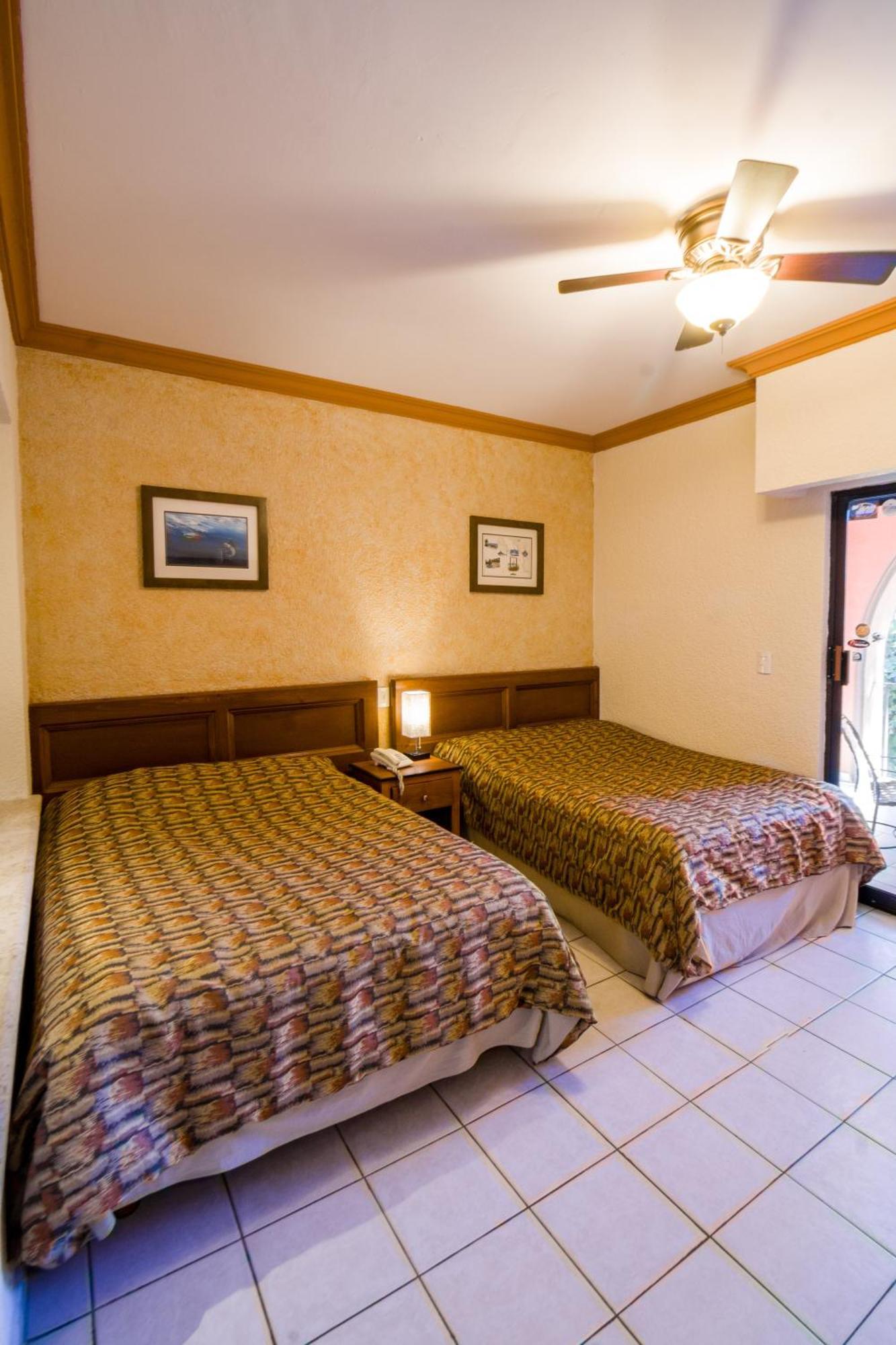 לוס ברילס Hotel Palmas De Cortez מראה חיצוני תמונה