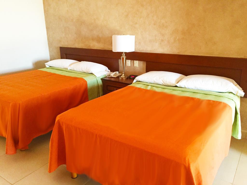 לוס ברילס Hotel Palmas De Cortez מראה חיצוני תמונה